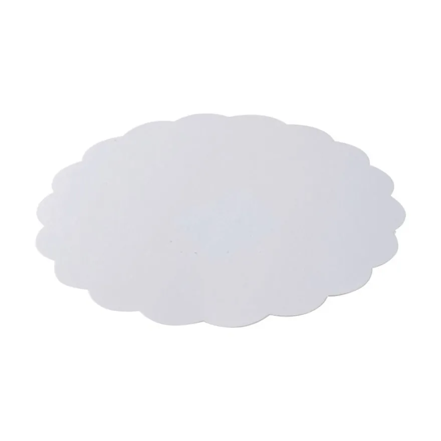250 Ronds blancs festonnés - diam 19 cm