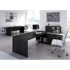 Bureau Manager FLORA - avec console retour réversible - L195 x P170 cm - pieds panneaux - plateau imitation frêne noir