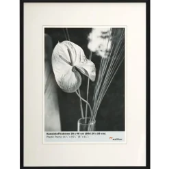 Cadre photo plastique WALTHER "Galeria" pour photo 20 x 27 cm coloris noir