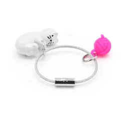 Metalmorphose - Porte-clés - chat blanc et sa pelote de laine