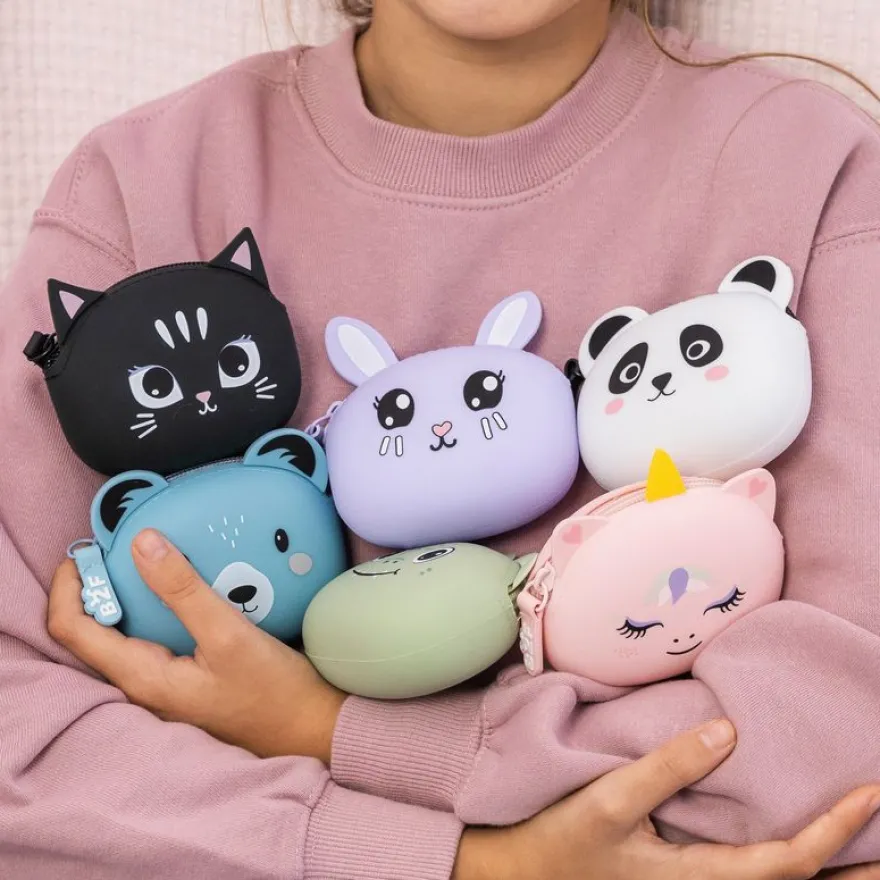 Mini porte-monnaie Panda Back2Fun - silicone doux et design adorable.