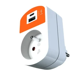 Mobility Lab - Prise murale + Chargeur Rapide USB-A & USB-C - blanc