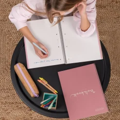Notebook Eco Emotions, Carton recyclé, A4, quadrillage 5x5 mm, 80 feuilles de 1 couleur, Miquelrius, Rose.