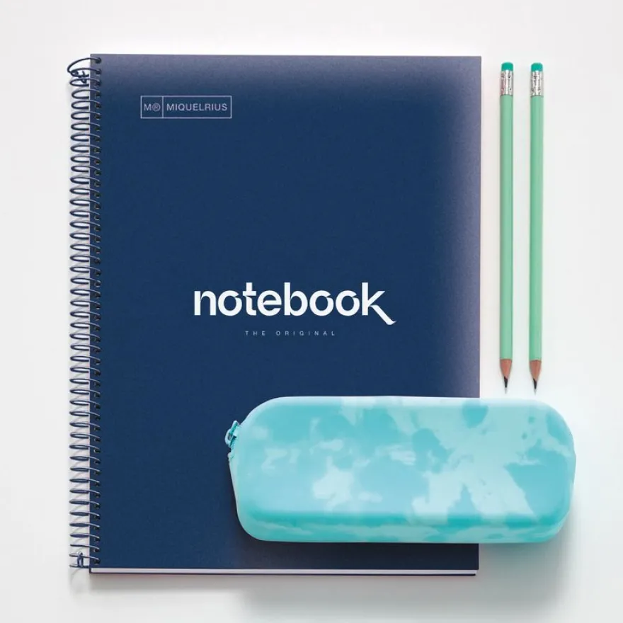 Notebook Emotions, Couverture souple, A4, lignes horizontales 7 mm, 120 feuilles de 5 couleurs, Miquelrius, Bleu Marine.