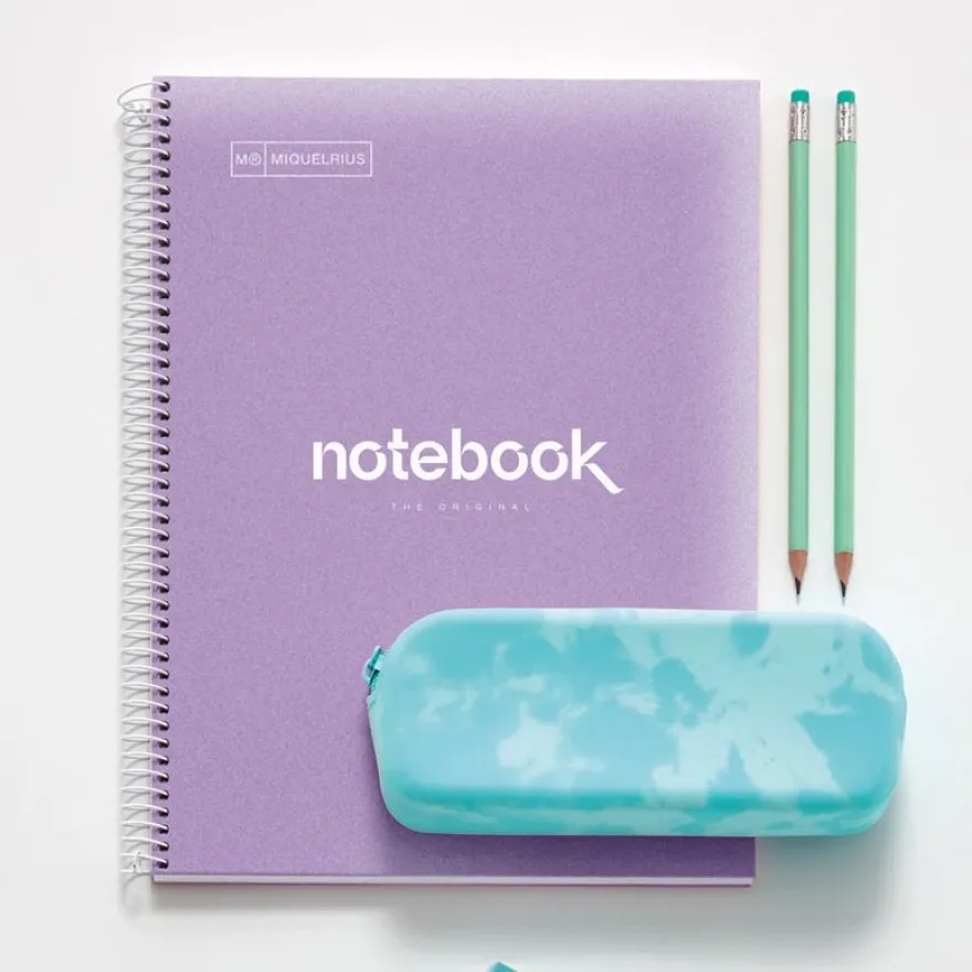 Notebook Emotions, Couverture souple, A4, lignes horizontales 7 mm, 120 feuilles de 5 couleurs, Miquelrius, Lavande.