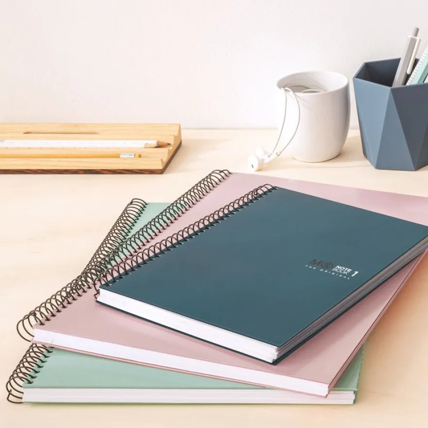 Notebook The Original, Couverture rigide, A4, lignes horizontales, 80 feuilles de 1 couleur, Miquelrius, Grafit.