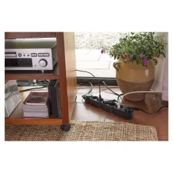 zenitech Home Green - Multiprises avec 6 prises 16A + interupteur - 3680 Watt - 1.5 m cordon - noir